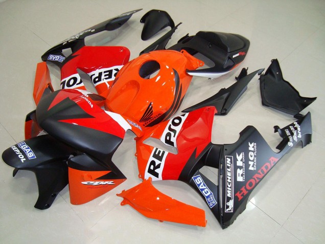 Honda CBR 600RR 2005-2006 - Preto Fosco Repsol Corrida Honda CBR 600RR 2005-2006 - Preto Fosco Repsol Corrida
