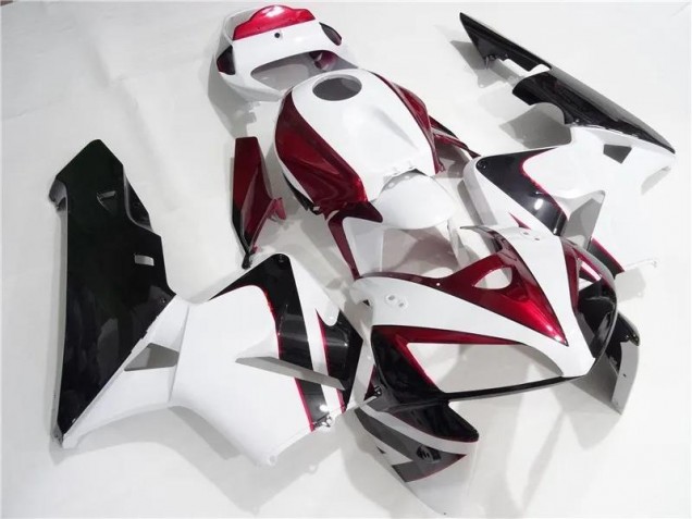 Honda CBR 600RR 2005-2006 - Vermelho Branco Preto Honda CBR 600RR 2005-2006 - Vermelho Branco Preto
